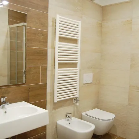 Da Ilaria בית הארחה